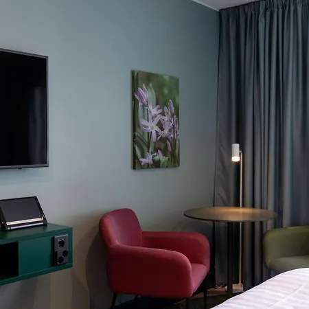 Scandic Eden מלון 4*