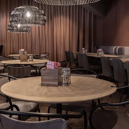 诺基亚斯堪的克艾登酒店 4*