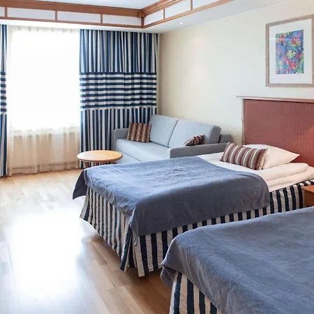 Scandic Eden Hotell 4*
