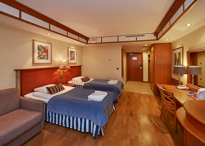 Scandic Eden Отель 4*