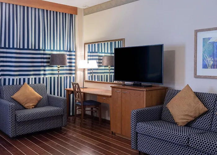 Scandic Eden Отель 4*