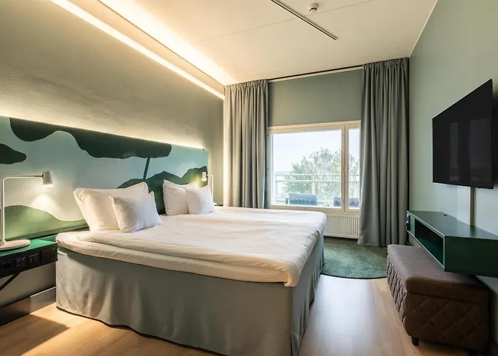 Scandic Eden Hotell 4*